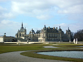 Chateau de Chantilly garden.jpg